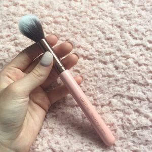 Luxie 522 Tapered Highlight Brush